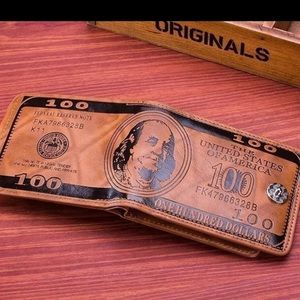 $5 BENJAMIN FRANKLIN WALLET. NEW. $5 IF BUNDLED